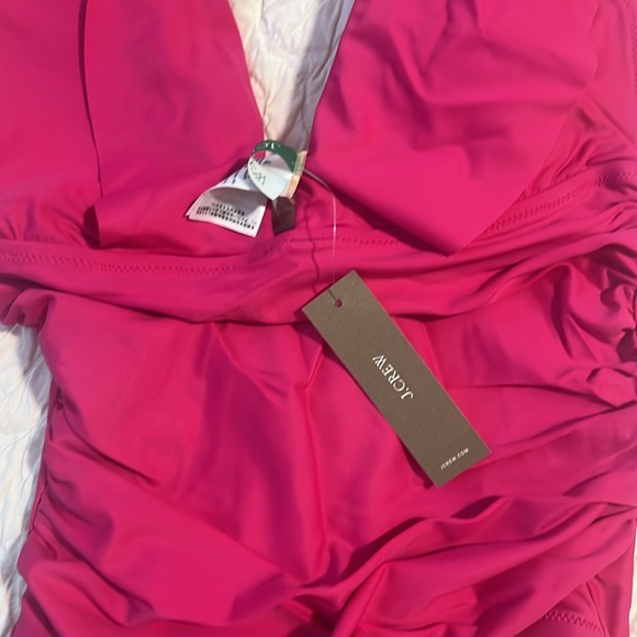 Ruched ruffle one-piece swimsuit - Picture 8 of 8